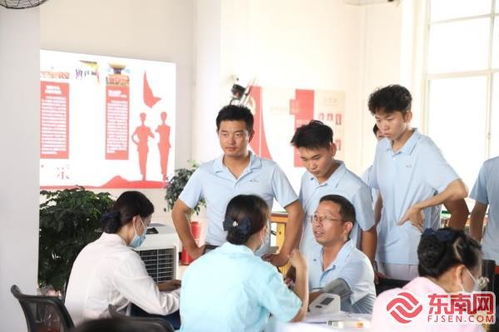 愛心涌動(dòng) 情暖莆田——華峰實(shí)業(yè)組織開展無償獻(xiàn)血活動(dòng)